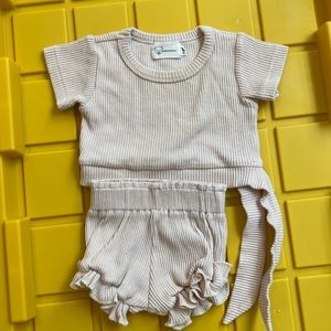 Pale pink almost cream set